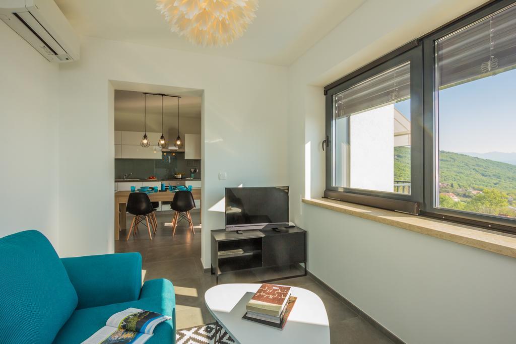 Villa Manus - Boutique Apartments Ловран Екстер'єр фото