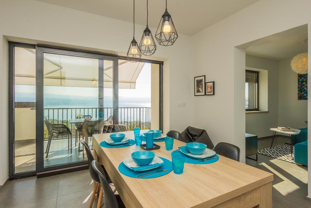 Villa Manus - Boutique Apartments Ловран Екстер'єр фото